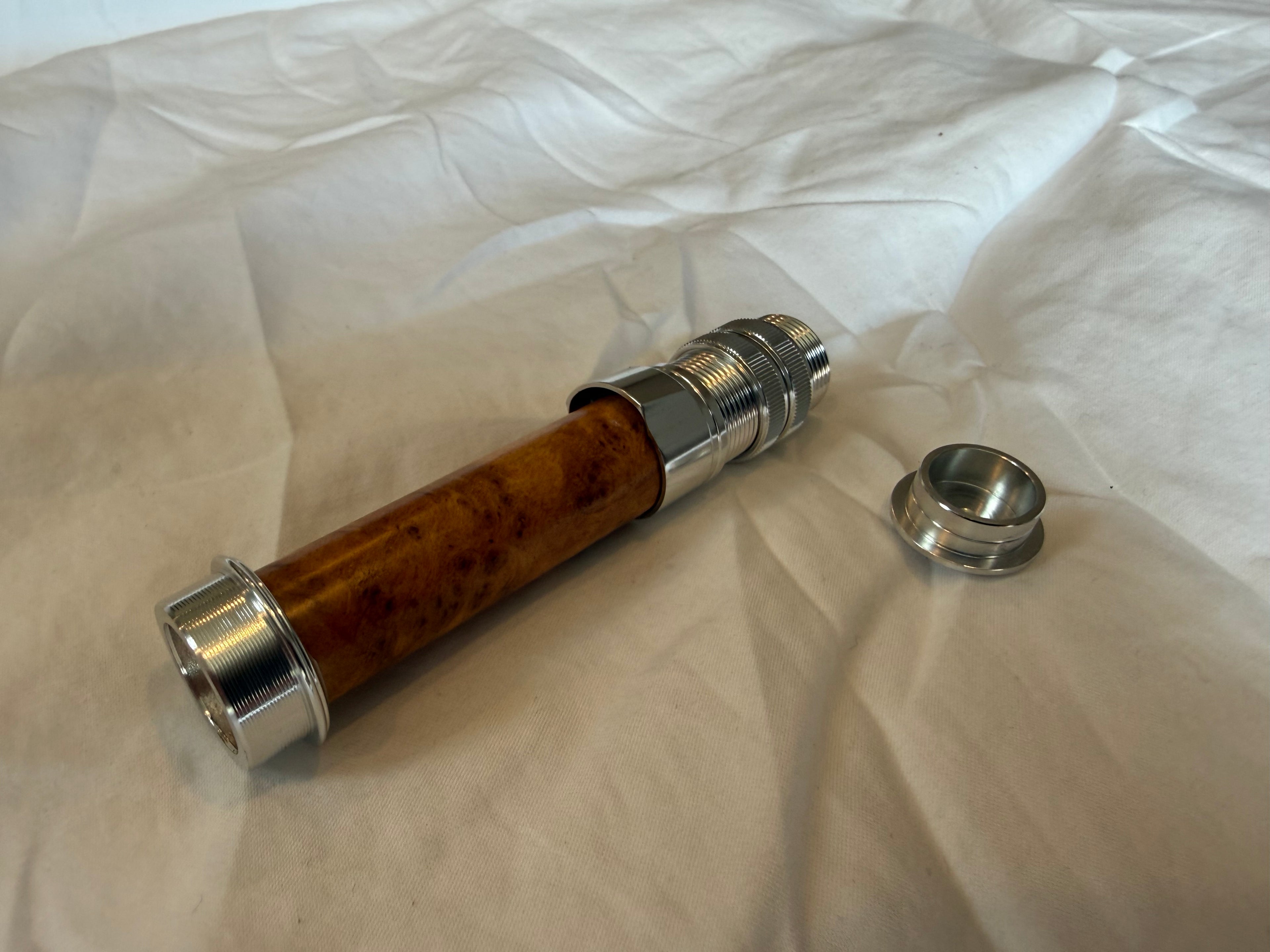 Light weight uplocking fly reel seat with burl wood insert